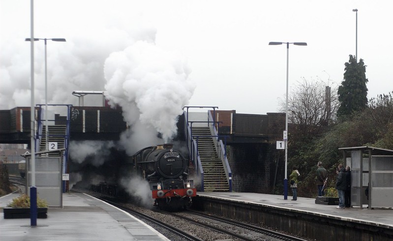 The Torbay Express passing Parson St station