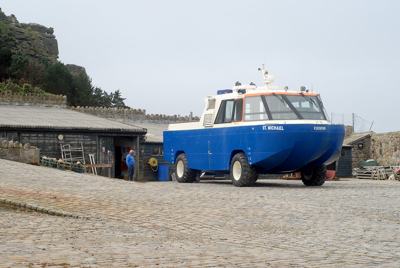 Amphibious Vehicle